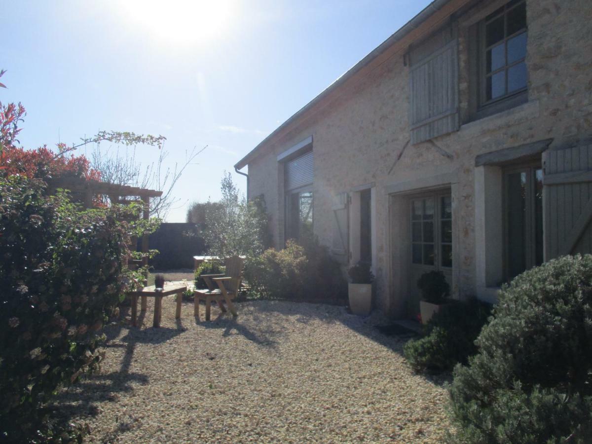 La Grange Aux Hirondelles Acomodação com café da manhã Sancoins Exterior foto